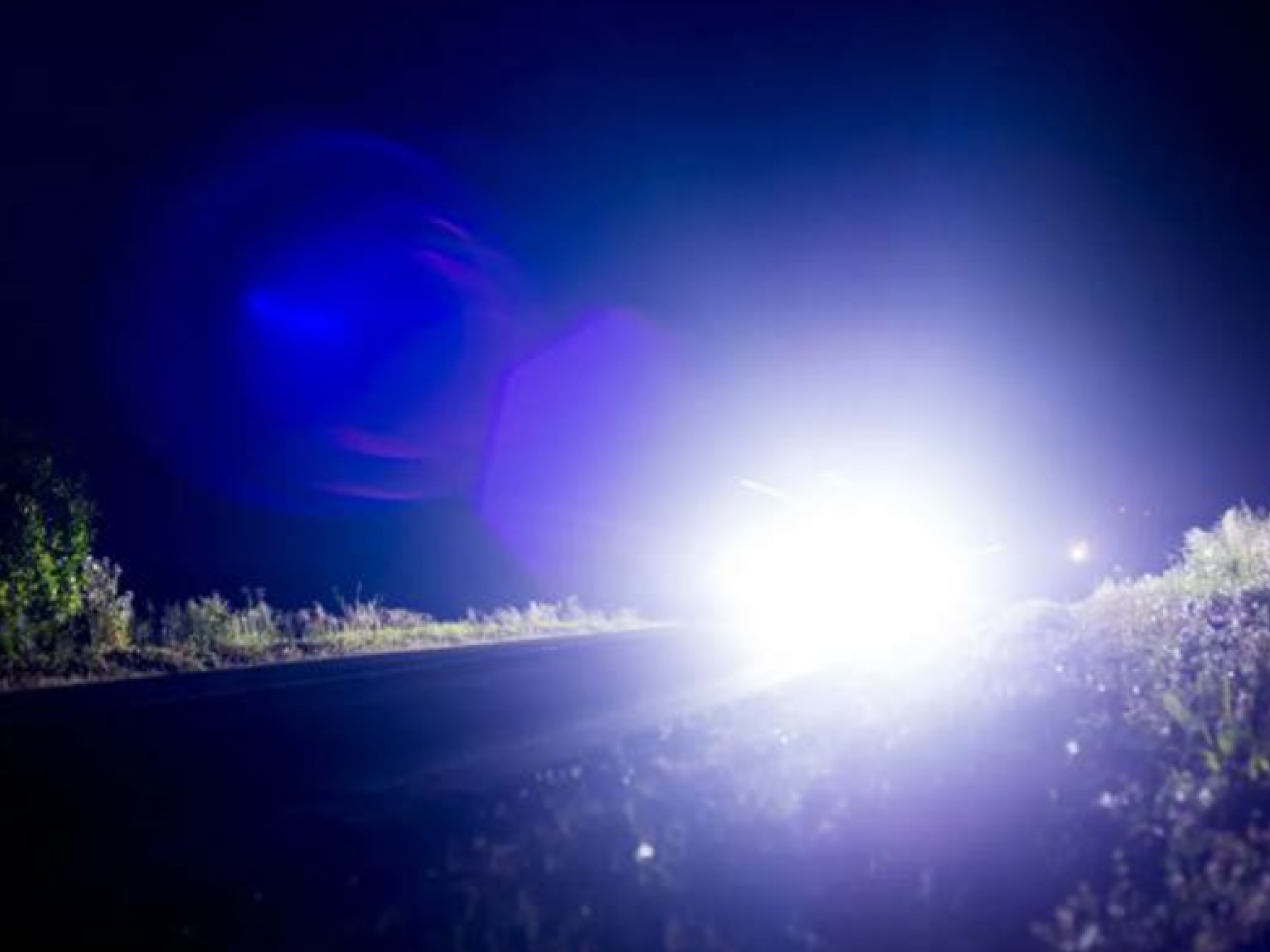 Headlight Glare in the UK: What’s Being Done and How Drivers Can Reduce It